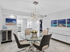 9623 S Hollybrook Lake Dr 204, Pembroke Pines FL 33025