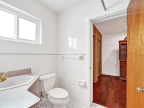 4731 NE 13 Avenue, Oakland Park FL 33334