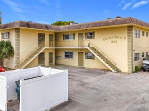 961 NW 45th Street 3, Deerfield Beach FL 33064