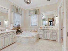 308 Villa Drive Drive, Jupiter FL 33477