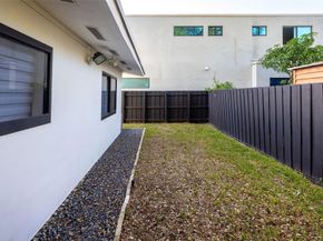 1341 SE 10th Ave, Fort Lauderdale FL 33316