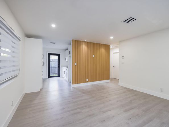 1341 SE 10th Ave, Fort Lauderdale FL 33316