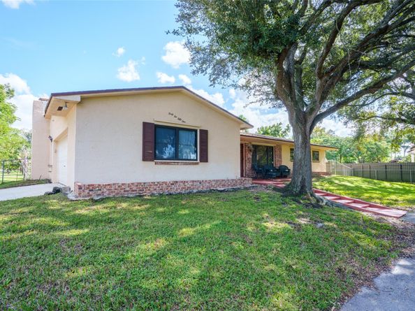 4251 SW 143rd Ave, Miramar FL 33027