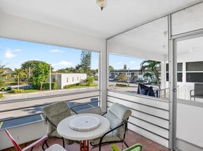 94 Stratford G, West Palm Beach FL 33417