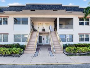 94 Stratford G, West Palm Beach FL 33417