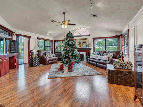 8142 Mimosa Place, Boynton Beach FL 33472