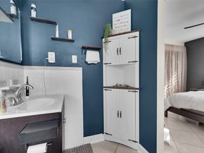 380 NW 47th Ct, Fort Lauderdale FL 33309