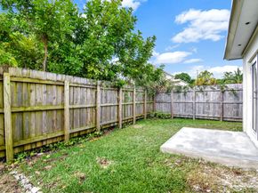 2460 Taylor St, Hollywood FL 33020