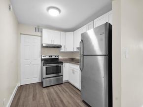 2460 Taylor St, Hollywood FL 33020