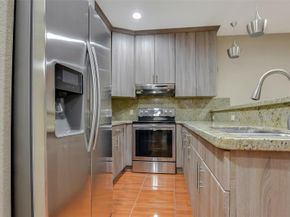 1461-1463 SW 40th Ter, Fort Lauderdale FL 33317