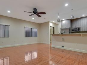 1461-1463 SW 40th Ter, Fort Lauderdale FL 33317