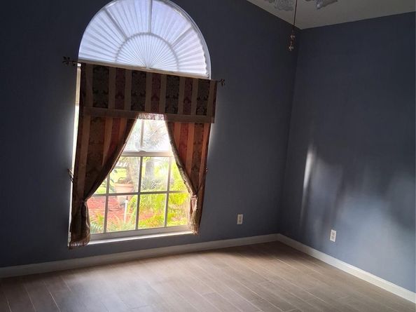 231 Preserve Ct, Royal Palm Beach FL 33411