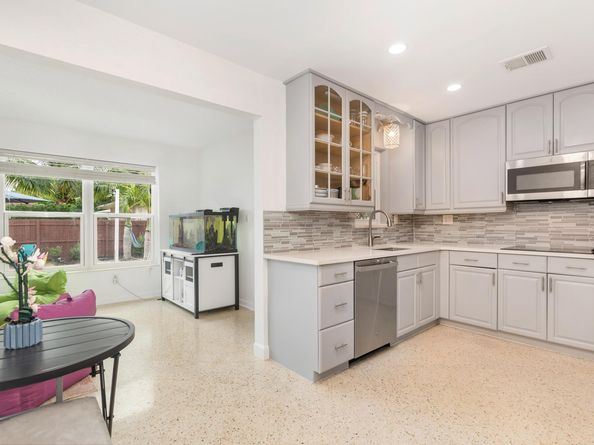 1720 N L Street, Lake Worth Beach FL 33460