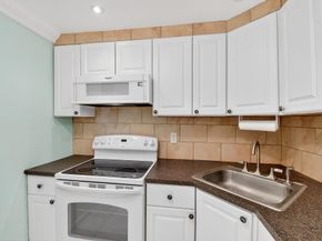 5203 NE 24 Terrace B105, Fort Lauderdale FL 33308