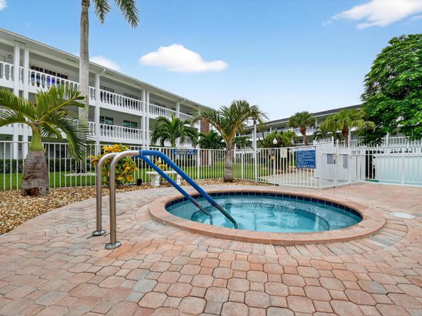 5203 NE 24 Terrace B105, Fort Lauderdale FL 33308