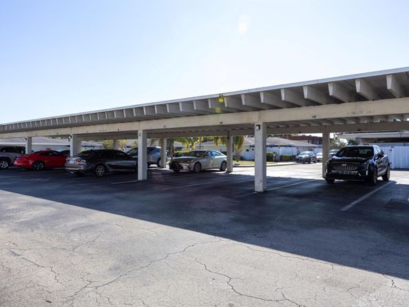 141 West Court, Royal Palm Beach FL 33411