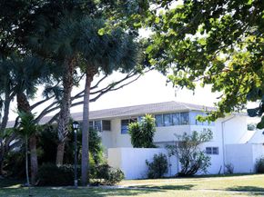 141 West Court, Royal Palm Beach FL 33411