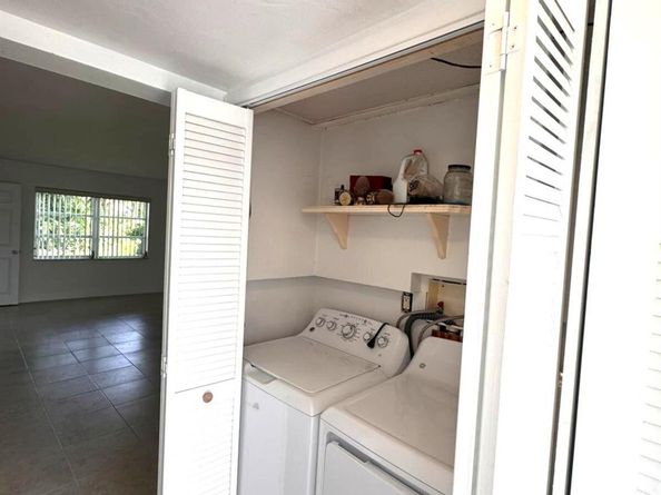 141 West Court, Royal Palm Beach FL 33411