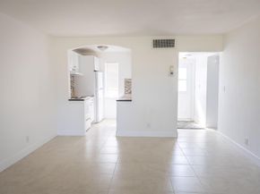 141 West Court, Royal Palm Beach FL 33411