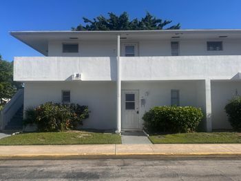 141 West Court