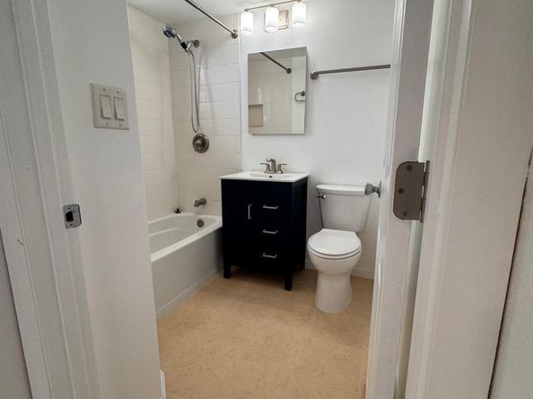 141 West Court, Royal Palm Beach FL 33411