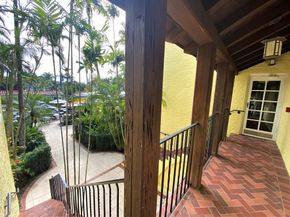 301 Australian Avenue 306, Palm Beach FL 33480