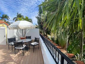 301 Australian Avenue 306, Palm Beach FL 33480