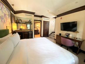 301 Australian Avenue 306, Palm Beach FL 33480