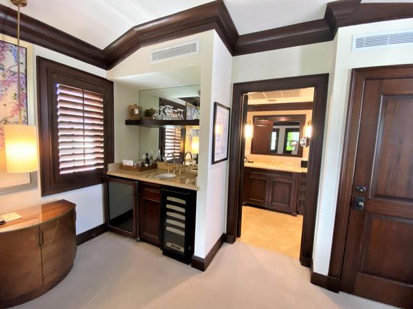 301 Australian Avenue 306, Palm Beach FL 33480
