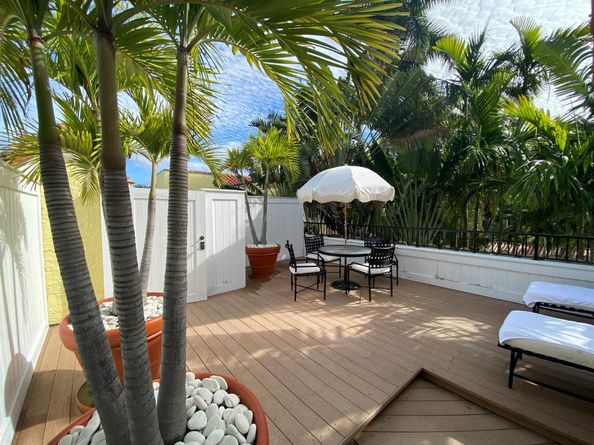 301 Australian Avenue 306, Palm Beach FL 33480