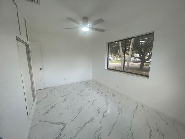 730 NE 23rd Pl, Pompano Beach FL 33064