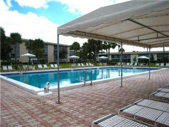2902 Victoria Circle E3, Coconut Creek FL 33066