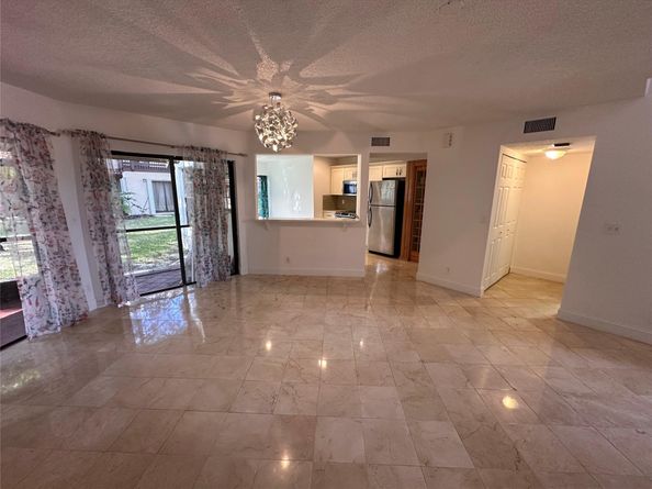 9329 W Sunrise Boulevard 9329, Plantation FL 33322