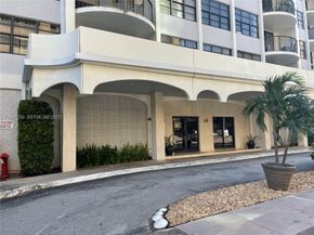 66 Valencia Avenue PH1C, Coral Gables FL 33134