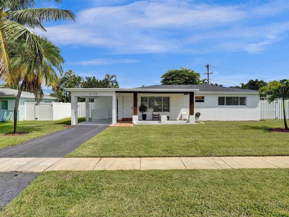 2136 NE 3rd Way, Boca Raton FL 33431