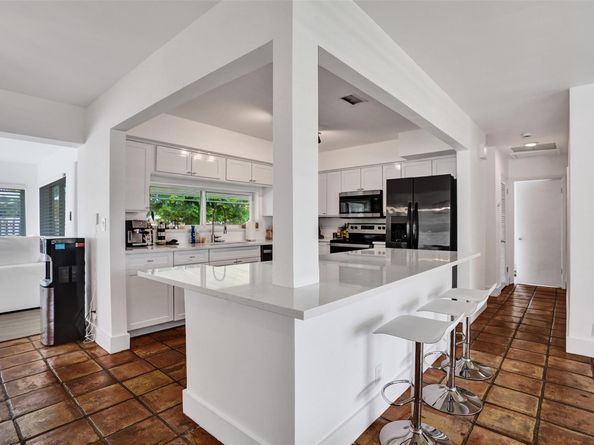 2136 NE 3rd Way, Boca Raton FL 33431
