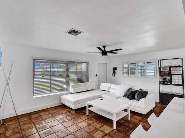 2136 NE 3rd Way, Boca Raton FL 33431