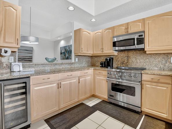 5781 NW 24th Avenue 902, Boca Raton FL 33496