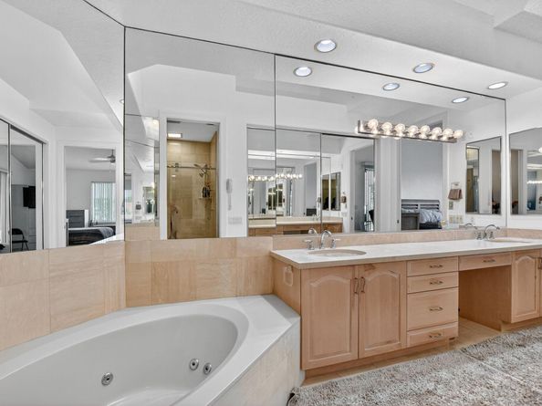 5781 NW 24th Avenue 902, Boca Raton FL 33496