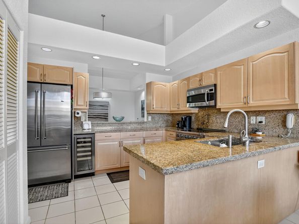 5781 NW 24th Avenue 902, Boca Raton FL 33496