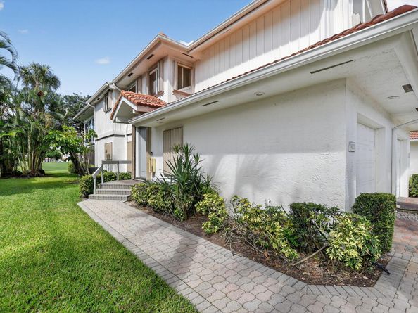 5781 NW 24th Avenue 902, Boca Raton FL 33496