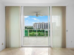 550 SE Mizner Boulevard B906, Boca Raton FL 33432