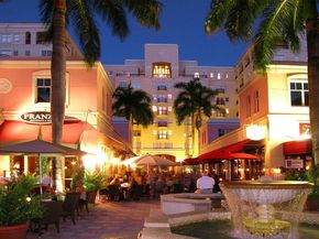 550 SE Mizner Boulevard B906, Boca Raton FL 33432