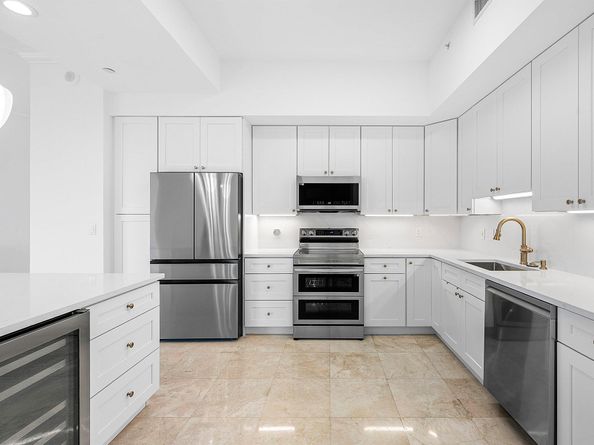 550 SE Mizner Boulevard B906, Boca Raton FL 33432