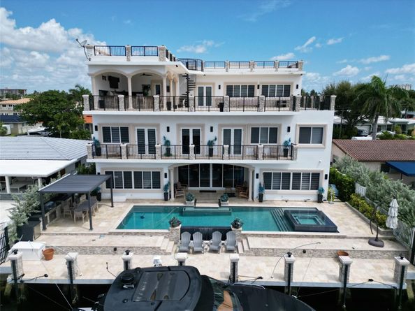 2616 SE 10th Ct, Pompano Beach FL 33062