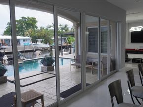 2616 SE 10th Ct, Pompano Beach FL 33062