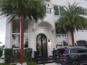 2616 SE 10th Ct, Pompano Beach FL 33062