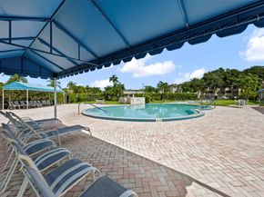 715 Lori Drive 307, Palm Springs FL 33461