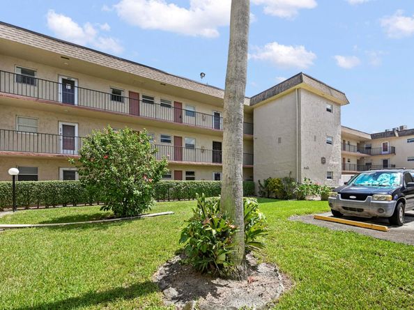 715 Lori Drive 307, Palm Springs FL 33461