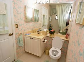 8336 Waterline Drive 201, Boynton Beach FL 33472